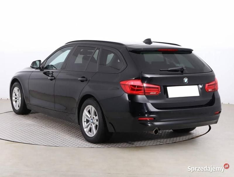 Używany BMW 316 2018 Czarny Kombi