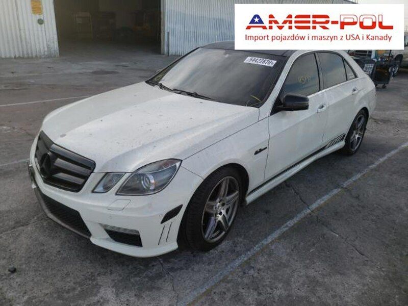 Biały Używany 2010 Mercedes E63 AMG AMG Sedan/Limuzyna | 73 000 zł - Obraz 1/4