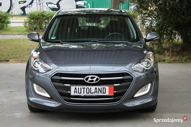 Grafitowy Używany 2017 Hyundai i30 Premium Hatchback | 40 444 zł - Obraz 1/4