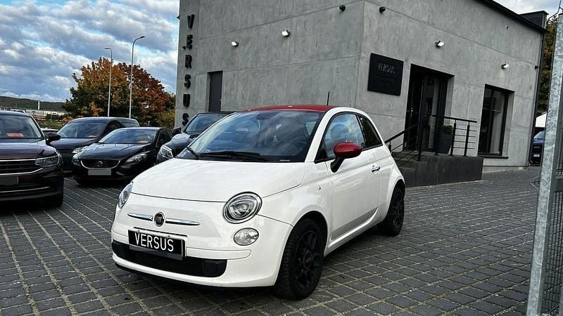 Biały Używany 2015 Fiat 500 Hatchback | 37 000 zł (Uczciwa cena) - Obraz 1/4