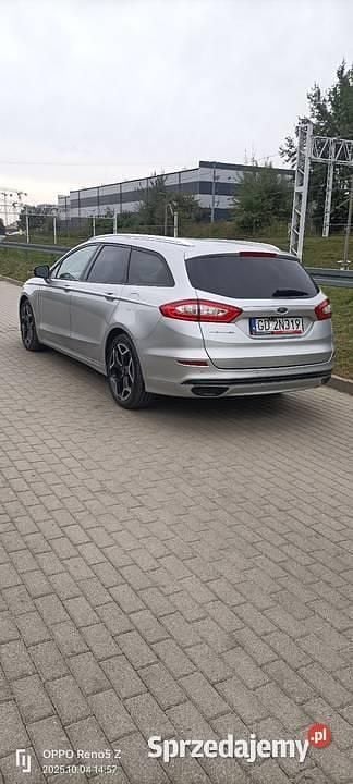 Srebrny Używany 2017 Ford Mondeo Kombi | 41 000 zł (Dobra cena) - Obraz 1/4
