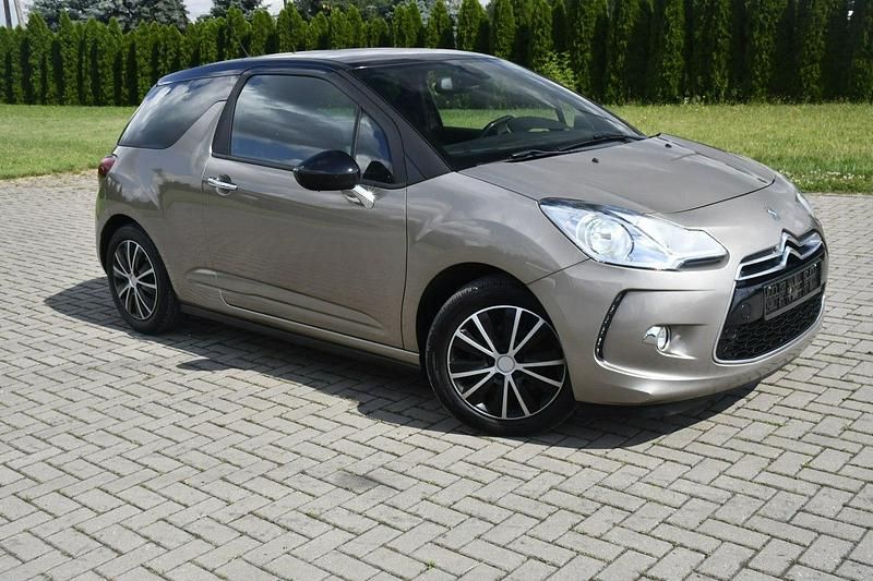 Używany Citroën DS3 93 KM (68 kW) 2011 Złoty Hatchback