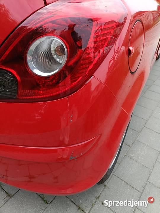 Używany Opel Corsa 2007 Czerwony Hatchback