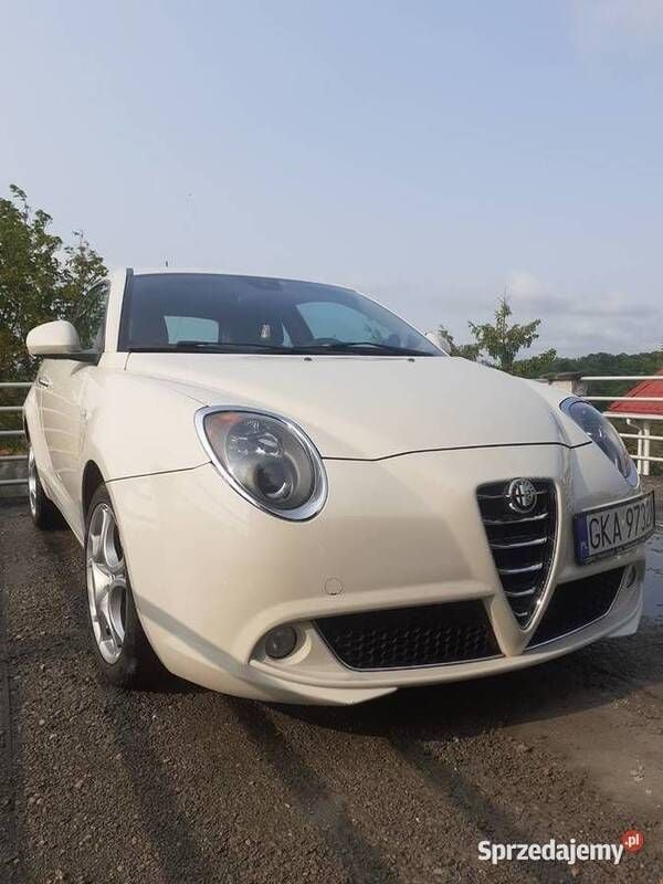 Biały Używany 2014 Alfa Romeo MiTo Hatchback | 19 000 zł - Obraz 1/4