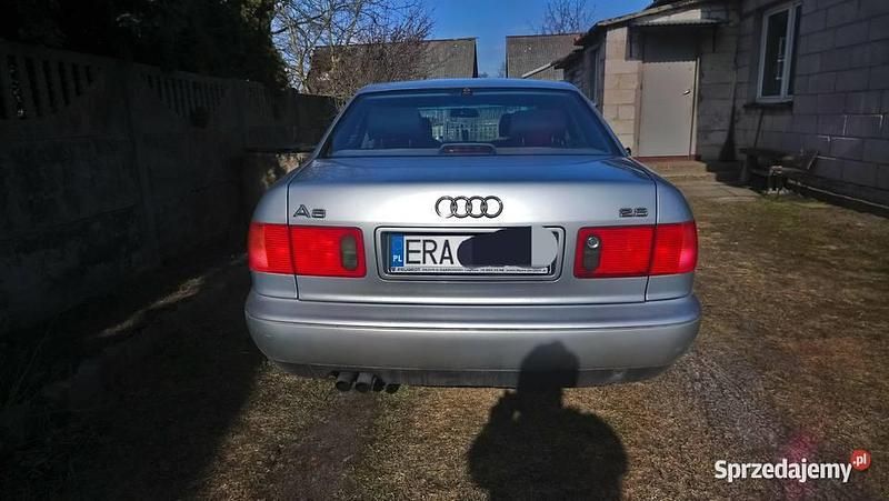 Używany Audi A8 1997 Sedan/Limuzyna