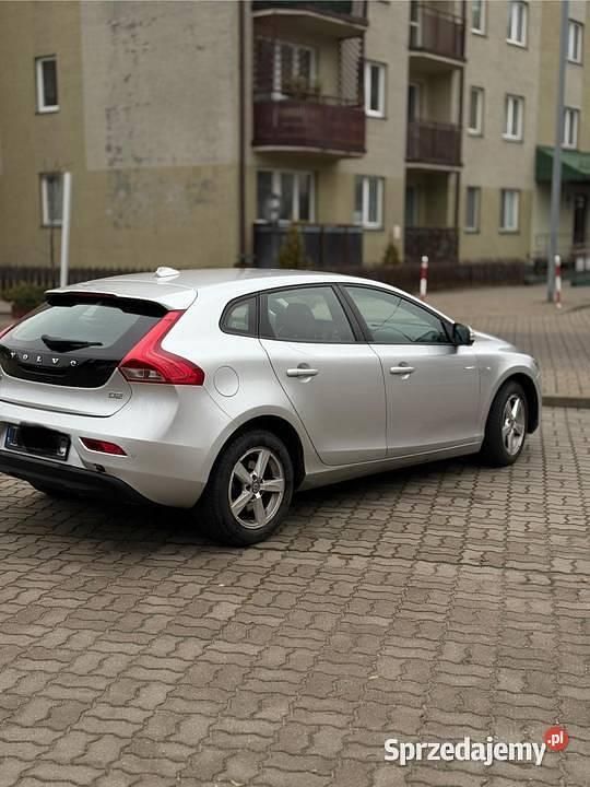 Używany 2015 Volvo V40 Kombi | 34 000 zł (Uczciwa cena) - Obraz 1/4