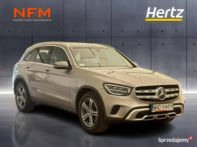 Srebrny Używany 2020 Mercedes GLC200 Business SUV | 99 900 zł (Uczciwa cena) - Obraz 1/3