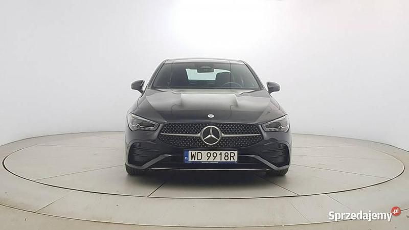 Używany Mercedes CLA200 AMG 163 KM (119 kW) 2023 Czarny Sedan/Limuzyna