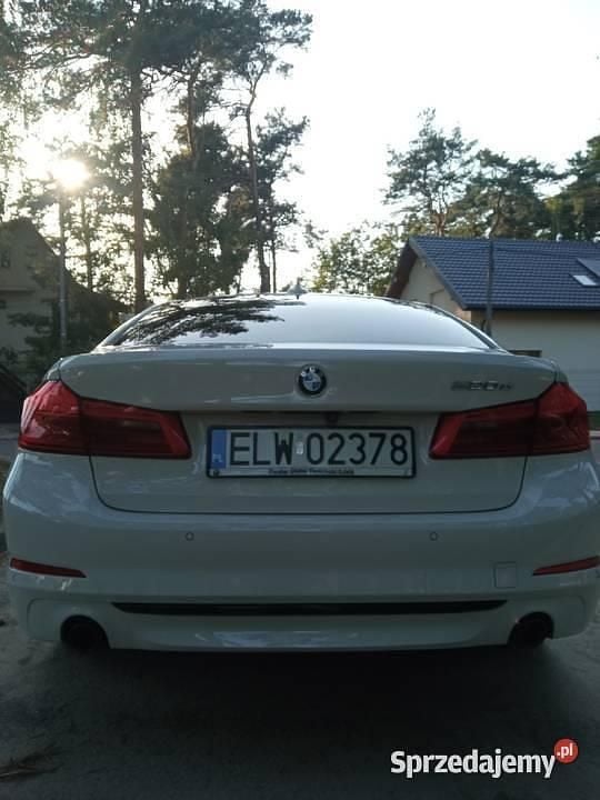 Używany BMW 520 Sport Line 2017 Biały Sedan/Limuzyna