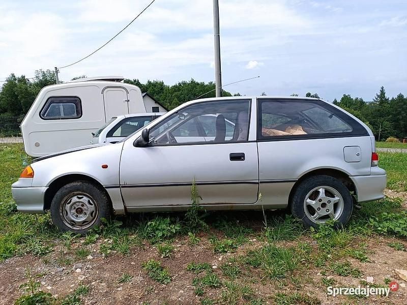 Używany Suzuki Swift 2003 Srebrny Hatchback