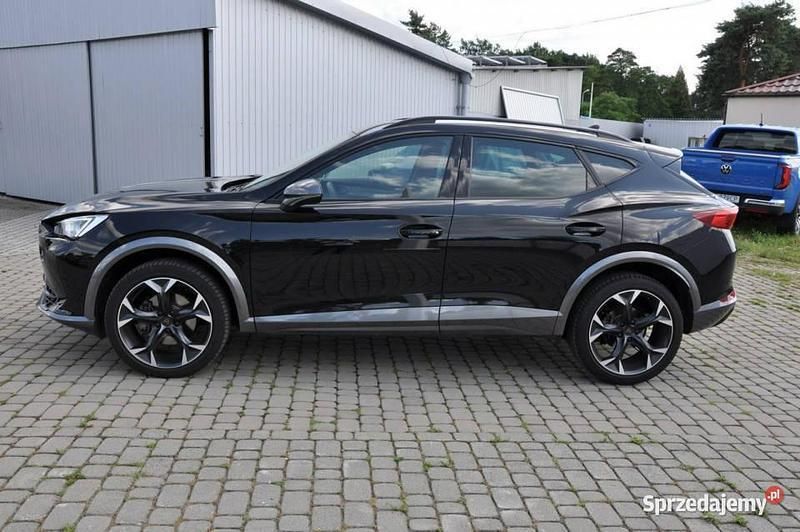 Czarny Używany 2023 Cupra Formentor SUV | 144 900 zł (Uczciwa cena) - Obraz 1/4
