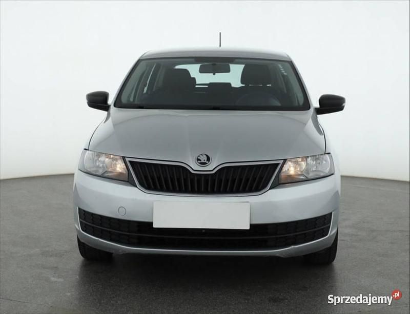 Srebrny Używany 2015 Skoda Rapid Hatchback | 23 999 zł (Dobra cena) - Obraz 1/4