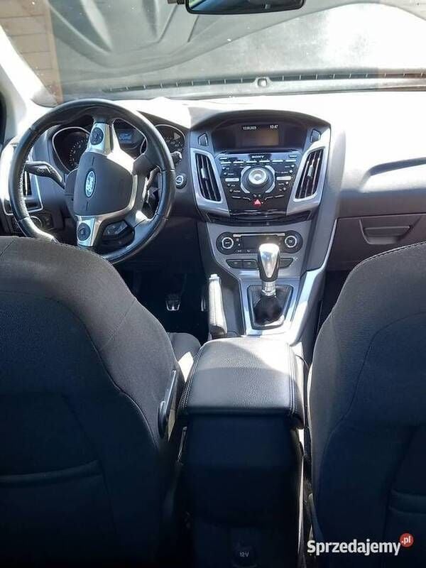 Używany Ford Focus 2013 Grafitowy Hatchback