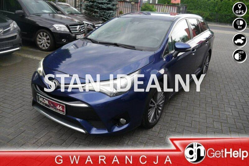Niebieski (metalik, perła) Używany 2017 Toyota Avensis Sedan/Limuzyna | 45 800 zł (Uczciwa cena) - Obraz 1/4