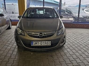 Używany Opel Corsa 85 KM (62 kW) 2014 Beżowy Hatchback