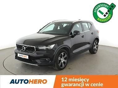 Czarny (metalik) Używany 2018 Volvo XC40 SUV | 81 900 zł (Dobra cena) - Obraz 1/3