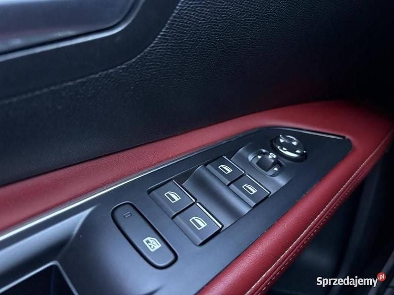 Używany 2022 Peugeot 5008 | 124 900 zł (Drogi) - Obraz 1/4