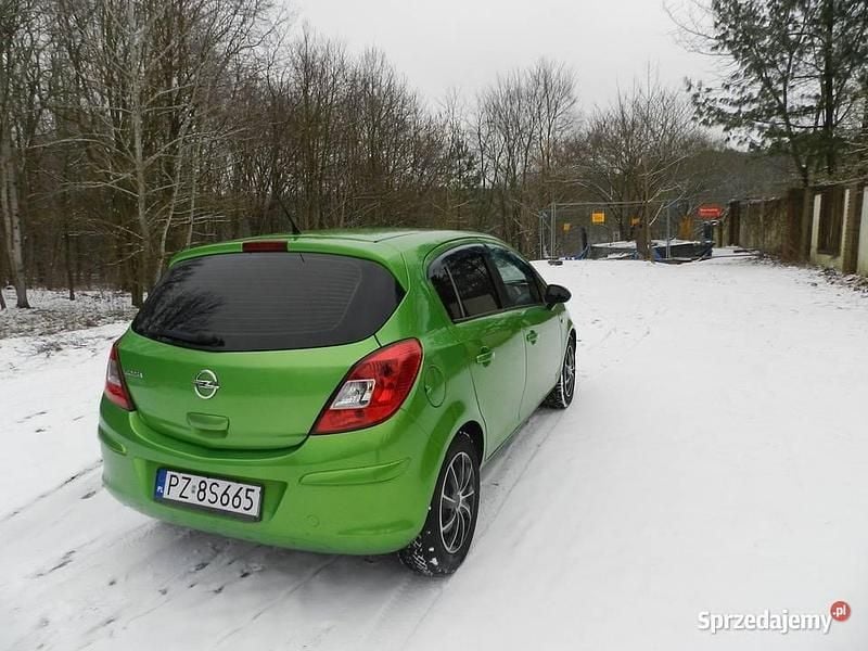 Używany Opel Corsa 2012 Zielony Hatchback