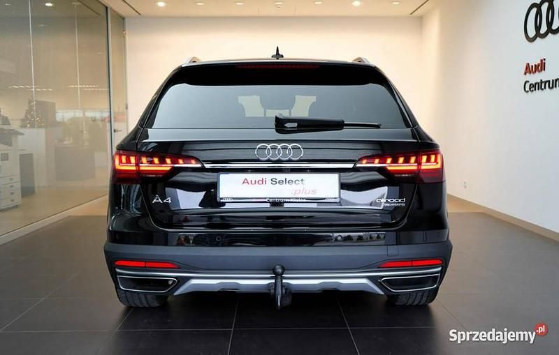 Używany Audi A4 Allroad Ambiente 204 KM (150 kW) 2023 Czarny Kombi