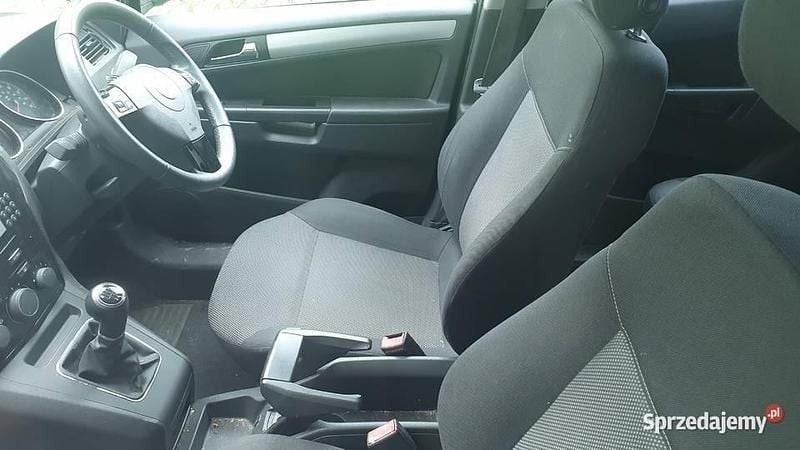 Używany Opel Zafira 2014 Minivan