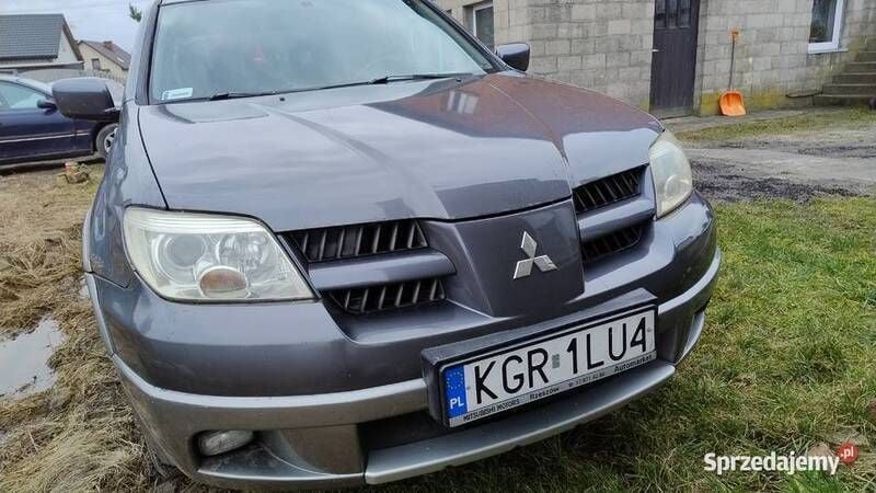 Grafitowy Używany 2005 Mitsubishi Outlander SUV | 11 000 zł - Obraz 1/4