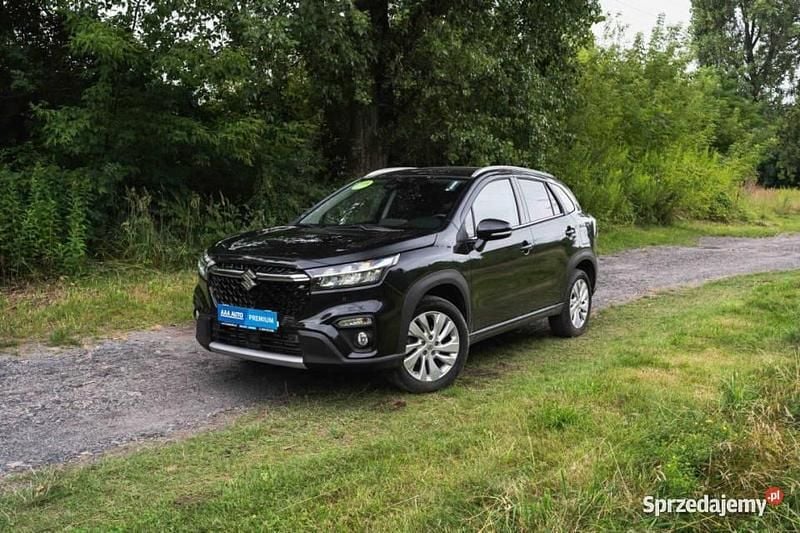 Czarny Używany 2022 Suzuki SX4 S-Cross SUV | 93 999 zł (Dość drogi) - Obraz 1/4