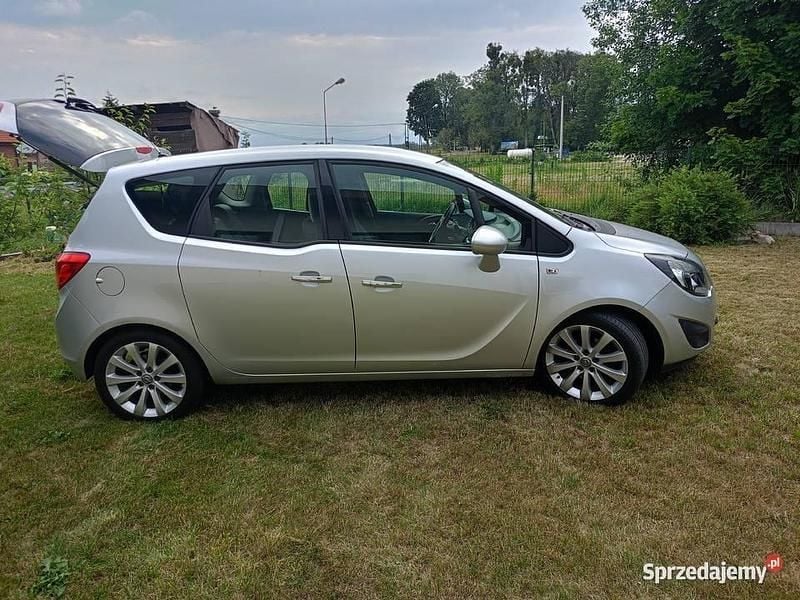 Używany 2012 Opel Meriva Minivan | 19 200 zł - Obraz 1/4