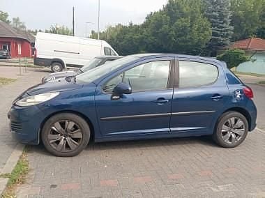 Niebieski Używany 2010 Peugeot 207 Hatchback | 7000 zł (Dobra cena) - Obraz 1/4