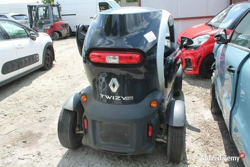 Używany Renault Twizy 2017 Czarny Hatchback