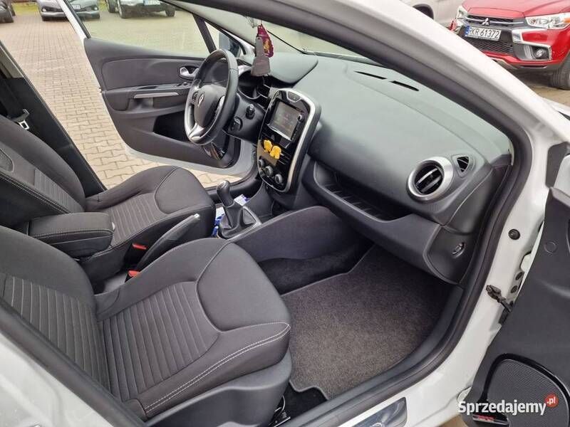 Używany Renault Clio IV LIMITED 75 KM (55 kW) 2016