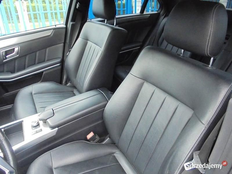 Używany Mercedes A220 Edition 2015 Czarny Kombi