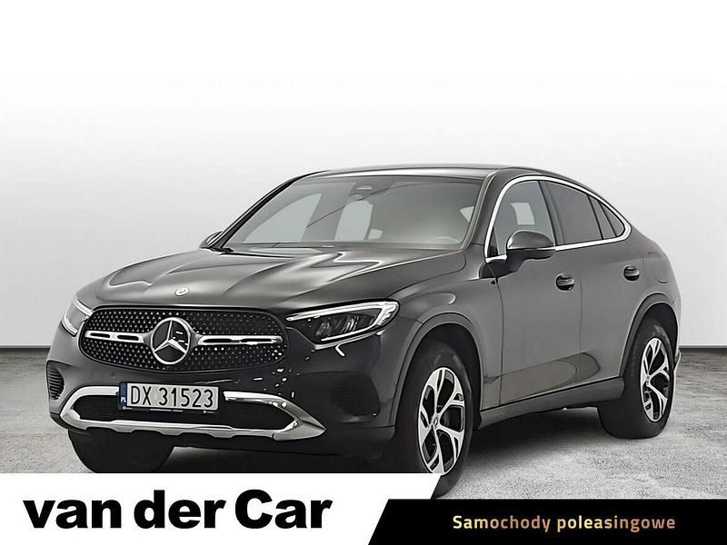 Czarny Używany 2024 Mercedes GLC300 SUV | 269 900 zł - Obraz 1/4