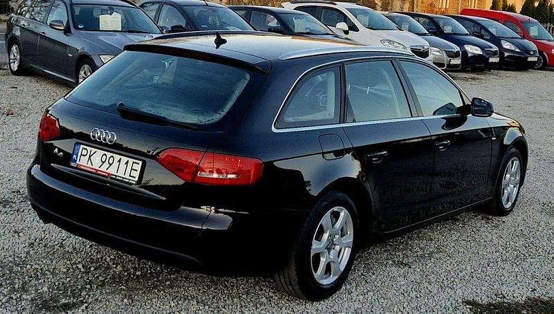 Używany Audi A4 143 KM (105 kW) 2011 Czarny Kombi