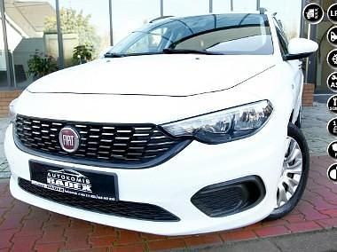 Biały Używany 2018 Fiat Tipo Hatchback | 38 999 zł - Obraz 1/4