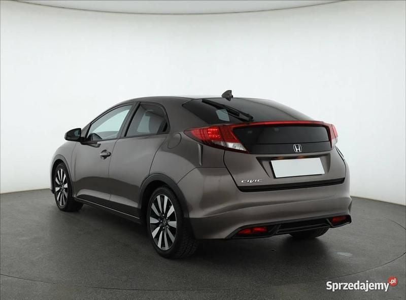Używany Honda Civic 2014 Brązowy Hatchback