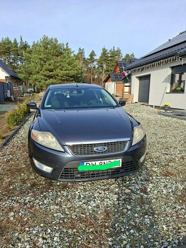 Używany Ford Mondeo 125 KM (91 kW) 2010 Szary Sedan/Limuzyna