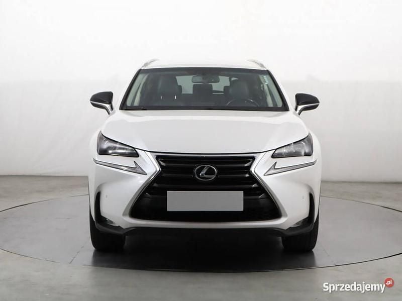 Biały Używany 2016 Lexus NX200t SUV | 82 999 zł - Obraz 1/4