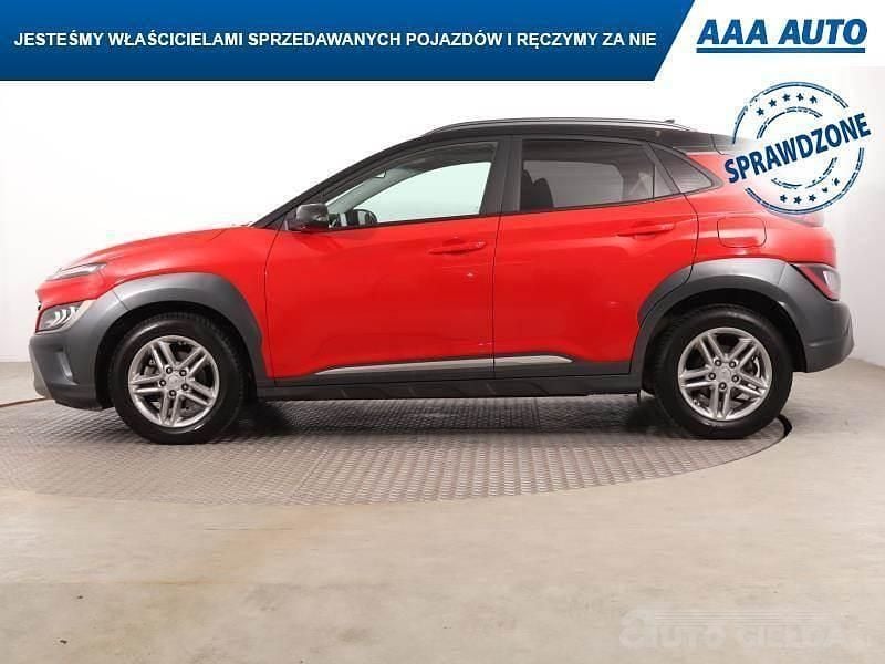 Używany Hyundai Kona 120 KM (88 kW) 2020 Czerwony SUV