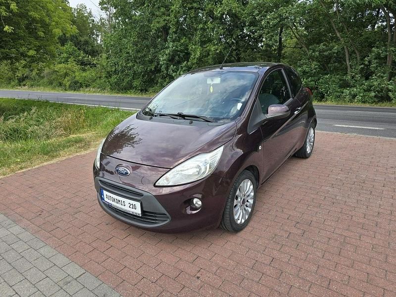 Bordowy Używany 2011 Ford Ka Hatchback | 11 900 zł - Obraz 1/4
