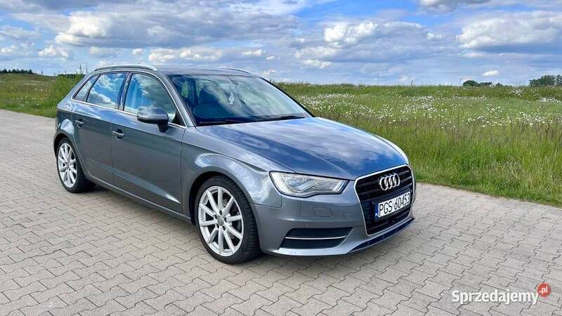 Szary Używany 2016 Audi A3 Sportback Hatchback | 54 400 zł - Obraz 1/4