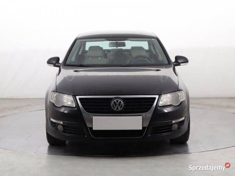 Czarny Używany 2008 VW Passat Sedan/Limuzyna | 9999 zł (Dobra cena) - Obraz 1/4
