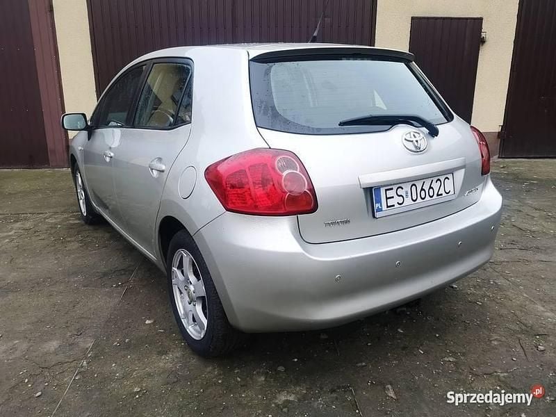 Używany Toyota Auris Sol 2007 Srebrny Hatchback