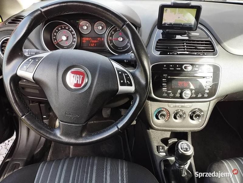 Czarny Używany 2012 Fiat Punto Evo Hatchback | 9999 zł (Dobra cena) - Obraz 1/4