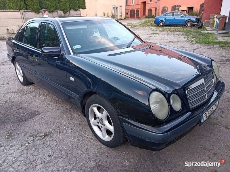 Używany 1997 Mercedes 220 | 4200 zł - Obraz 1/4