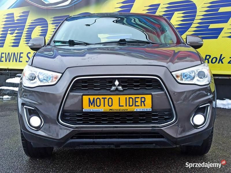 Beżowy (metalik) Używany 2015 Mitsubishi ASX SUV | 39 900 zł (Uczciwa cena) - Obraz 1/4