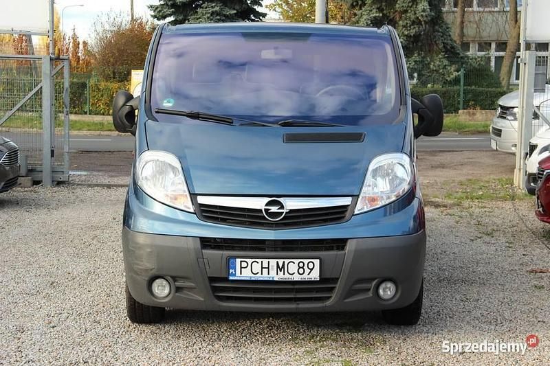 Używany Opel Vivaro 2013 Niebieski Minivan