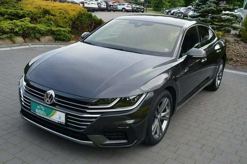 Czarny (metalik) Używany 2020 VW Arteon R-line Sedan/Limuzyna | 93 700 zł (Uczciwa cena) - Obraz 1/4