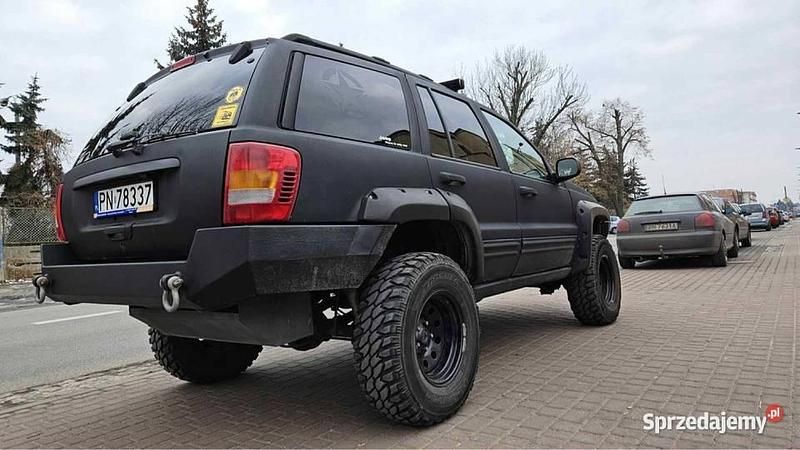 Czarny Używany 2004 Jeep Grand Cherokee SUV | 42 000 zł - Obraz 1/4