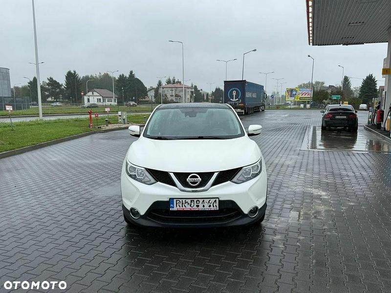 Biały Używany 2014 Nissan Qashqai SUV | 36 900 zł (Uczciwa cena) - Obraz 1/4