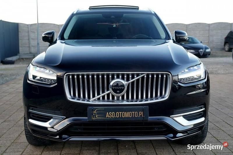 Czarny Używany 2020 Volvo XC90 Inscription SUV | 154 700 zł (Super Cena) - Obraz 1/4